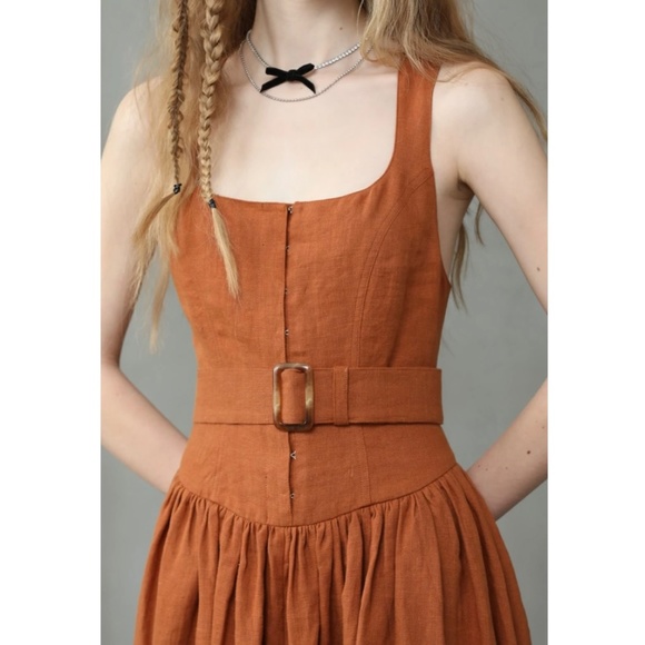 Linennaive Corset Dress - Picture 2 of 5